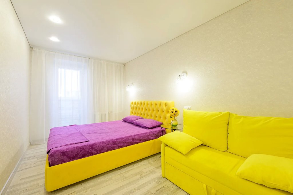 Владимир: Апартаменты Home Away From Home