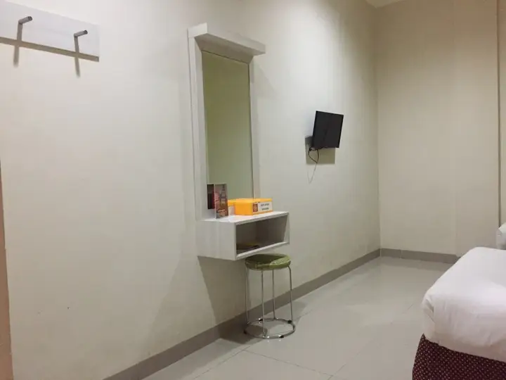 Макассар: RedDoorz Plus @ Hotel Alden Makassar