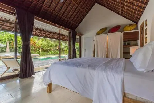 Чангу: Bali Villa Home