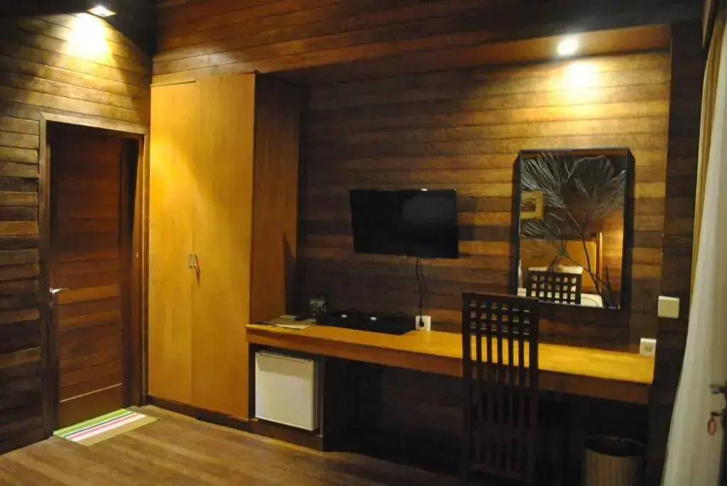 Лембонган-Айленд: Kencana Garden Bungalow