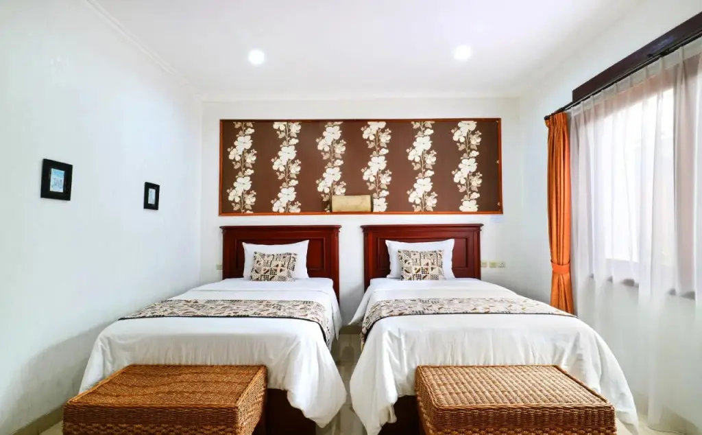 Лембанг: Hotel Villa Venety's by ZUZU