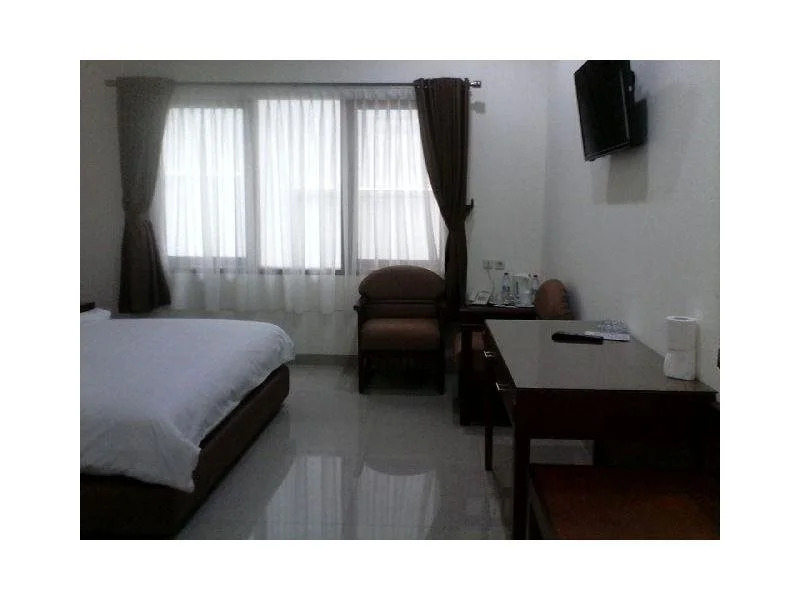 Бандунг: Frances Hotel