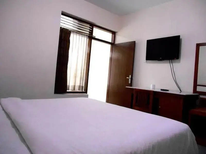 Бандунг: Frances Hotel