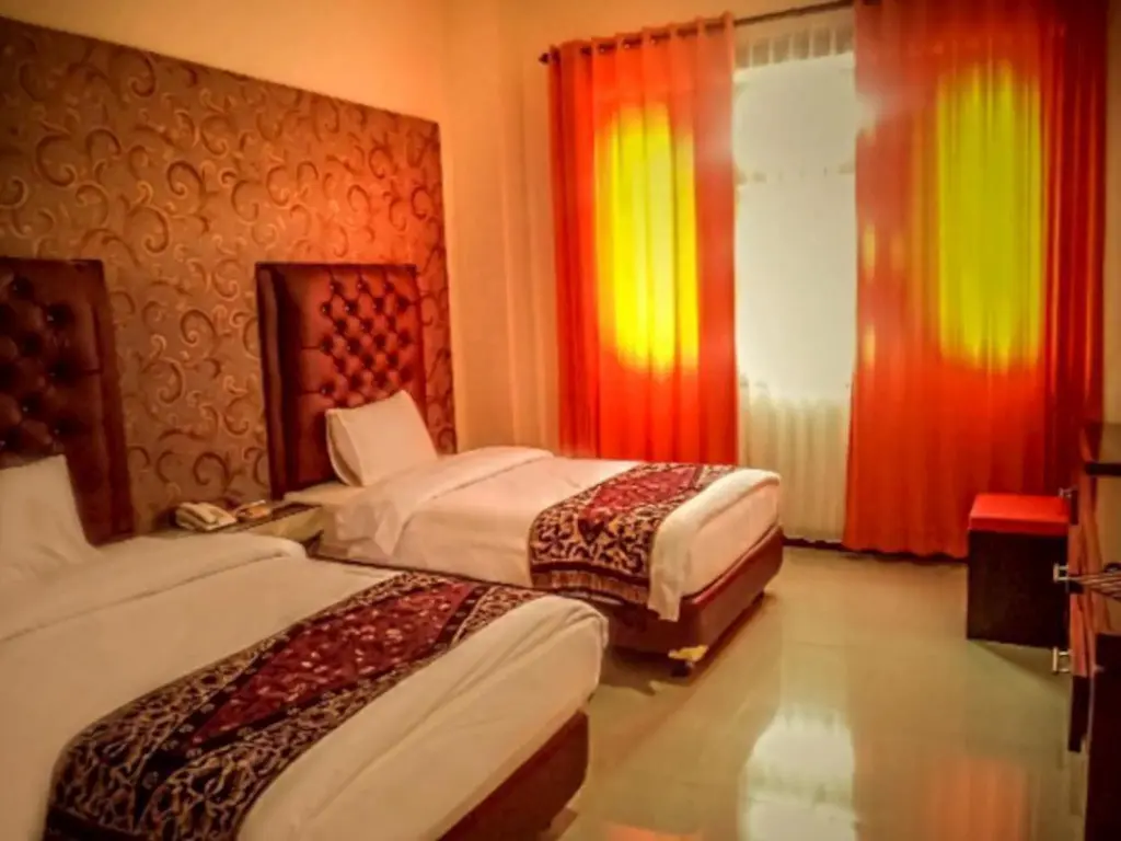 Бату: Grand City Batu Hotel