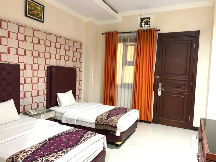Бату: Grand City Batu Hotel