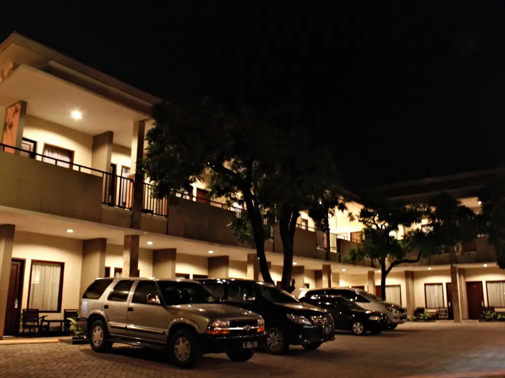 Блора: Hotel Cepu Indah 1