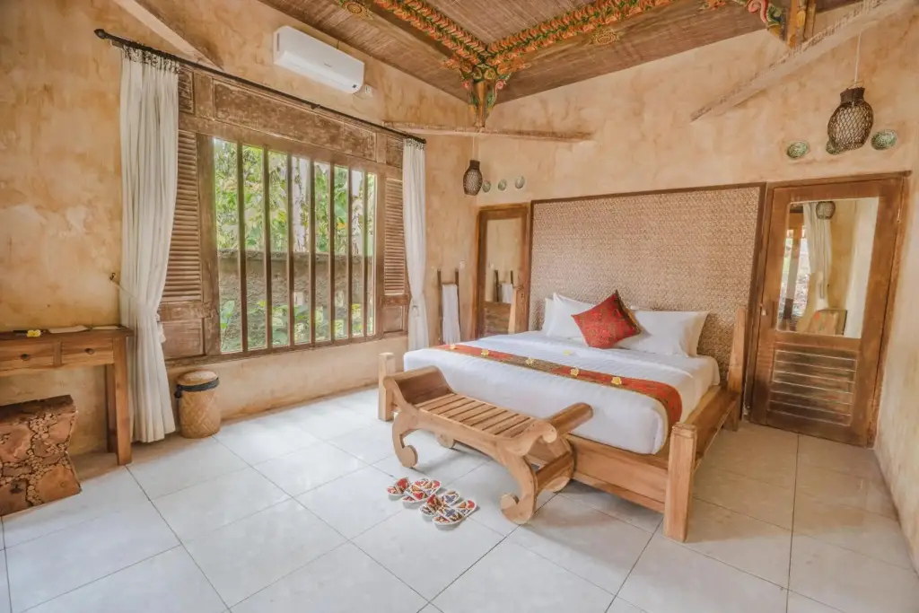 Таро: Senetan Villas and Spa Resort