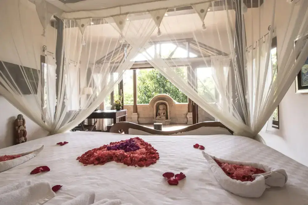 Сукавати: Avalon Villa