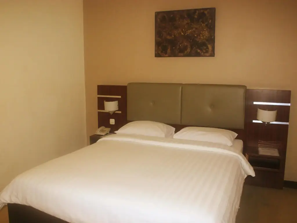 Соронг: Royal Mamberamo Hotel