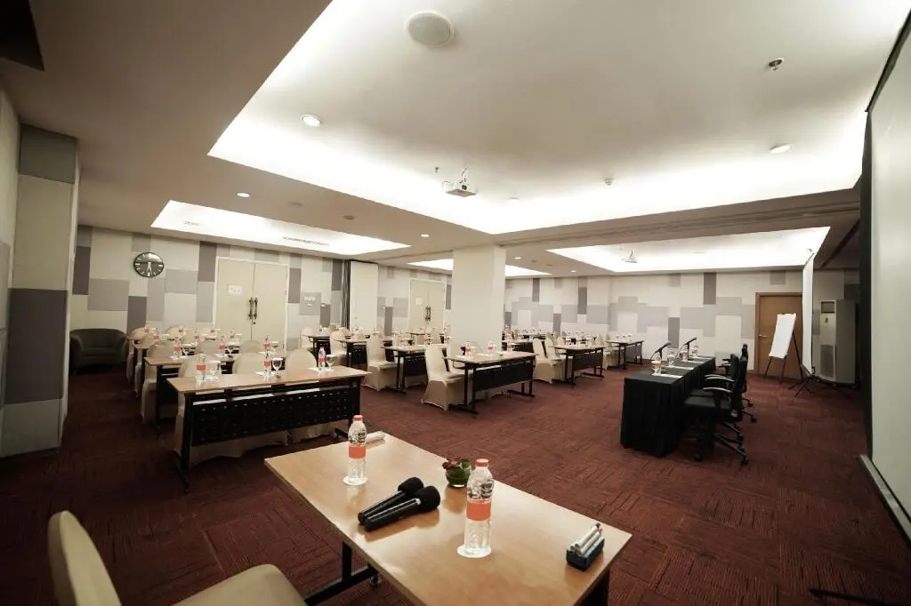 Джакарта: PARK HOTEL Cawang - Jakarta