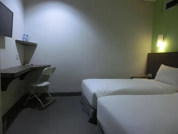 Богор: IZI Hotel