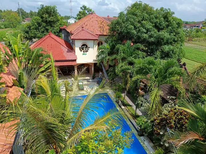Батуретно: Ada Waktu Homestay