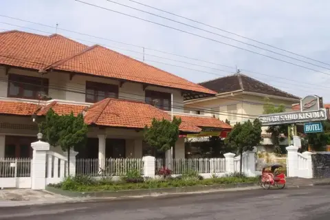 Hotel Griyadi Kusuma Sahid — фото 1