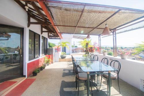 Баньюванги: RedDoorz Near Pantai Boom