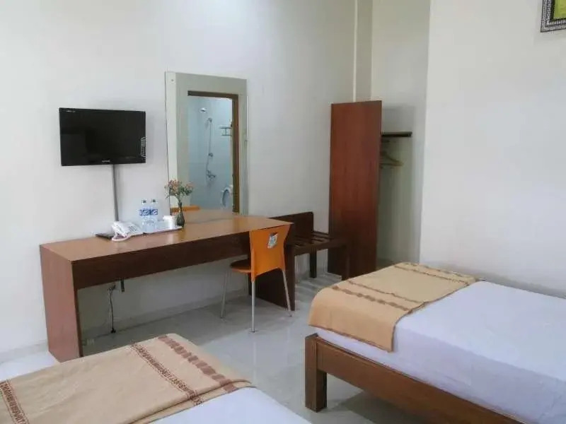 Джепара: Hotel Elim