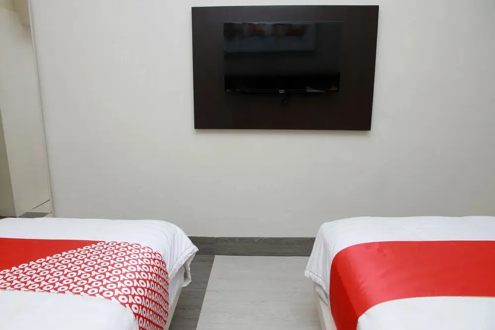 Палу: OYO 1656 Parama Su Hotel