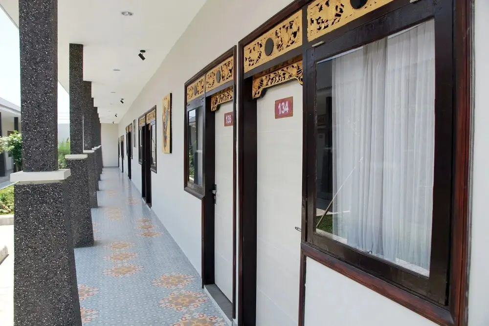 Палу: OYO 1656 Parama Su Hotel