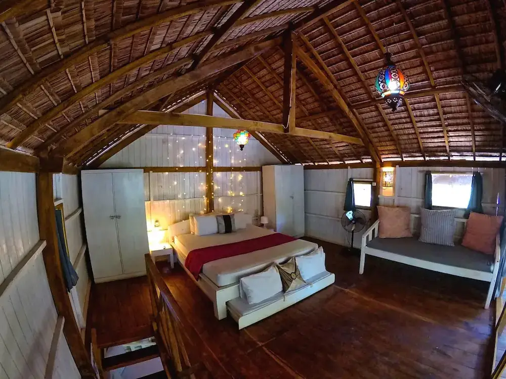 Бира: Cosmos Bungalows