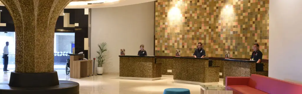 Сукамахи: Sakura Park Hotel & Residence