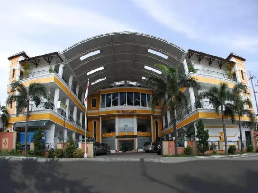 Kenari Asri Hotel — фото 1