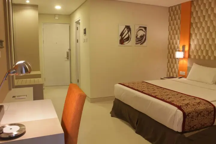 Пекалонган: Nirwana Hotel