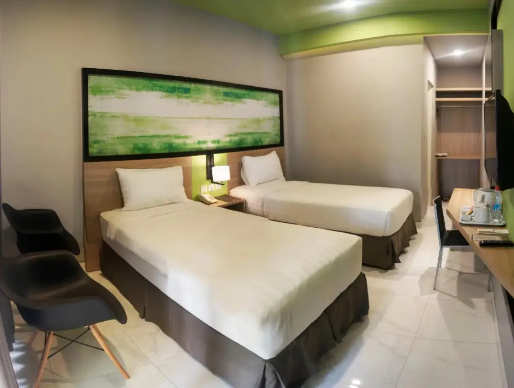 Пекалонган: Nirwana Hotel