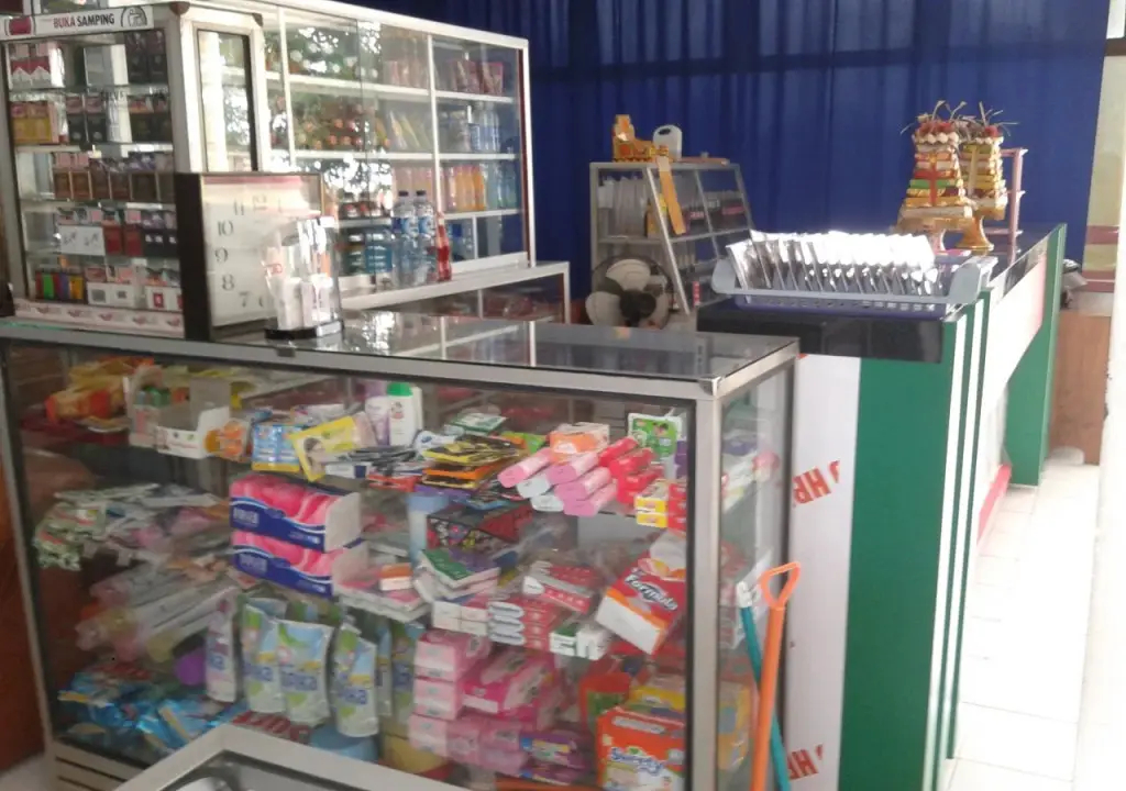 Пати: Graha Dewata Hotel Juwana
