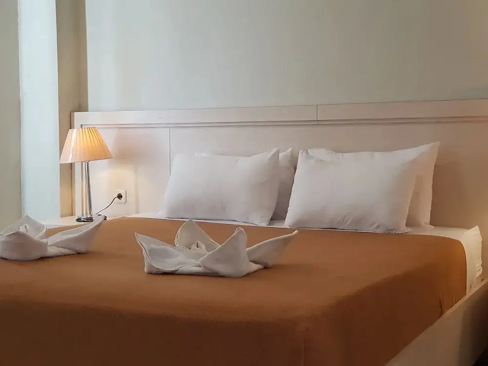 Манадо: Miracle Hotel Manado