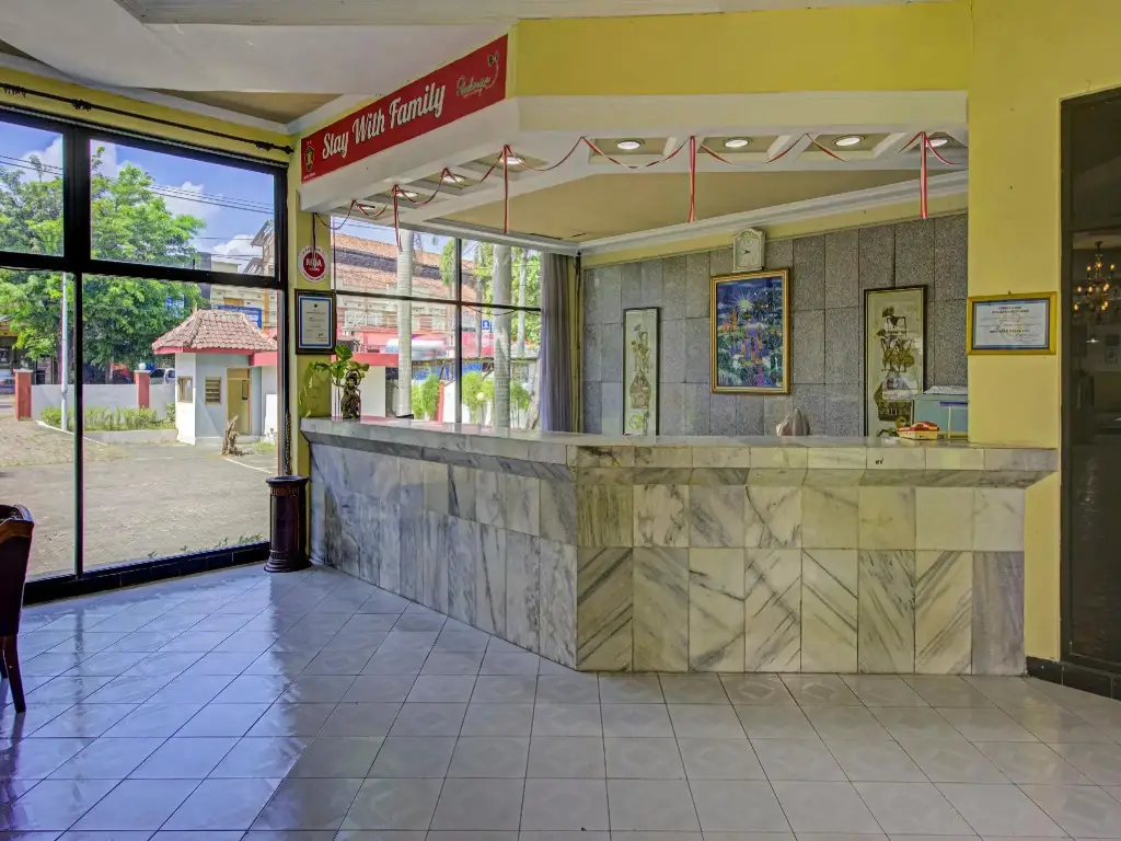 Пекалонган: OYO 3934 Hotel Istana