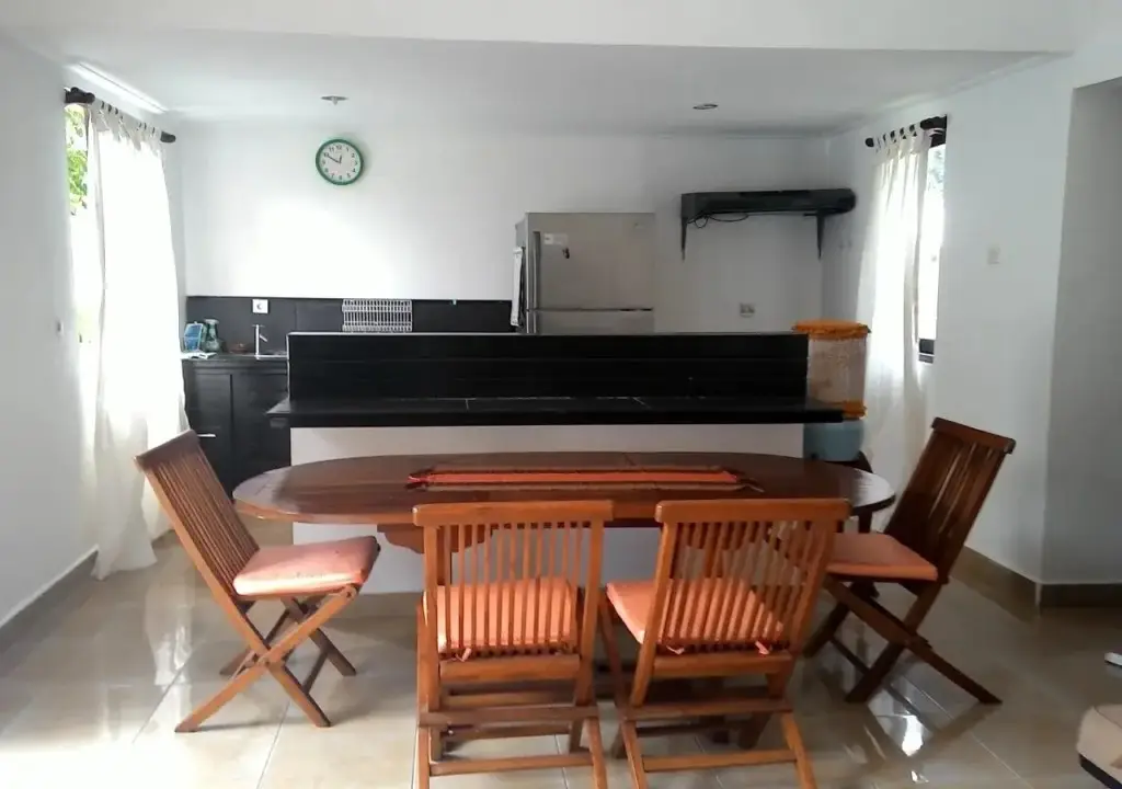 Каликбукбук: Lovina Villa Cinta