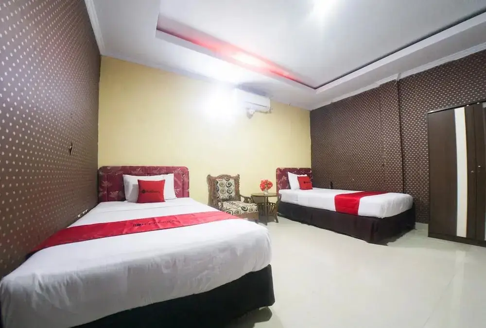 Лимбото: RedDoorz Syariah near RSUD Ainun Habibie Gorontalo