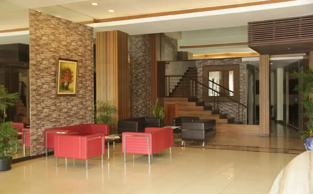 Setrasari Hotel — фото 1