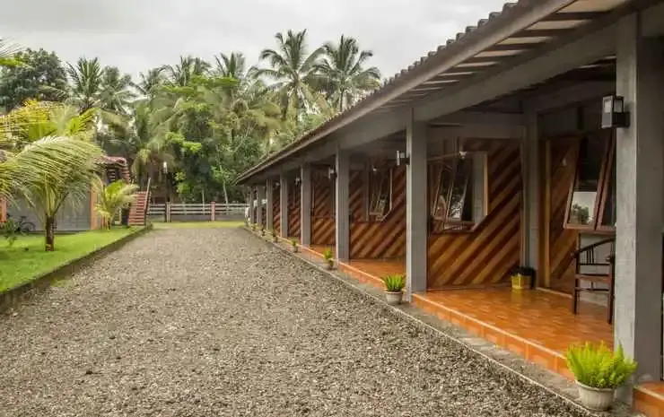 Батукарас: Amazon Bungalow & Cottages