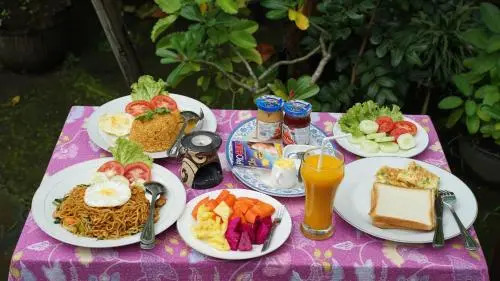 Клатен: Rumah Desa Homestay
