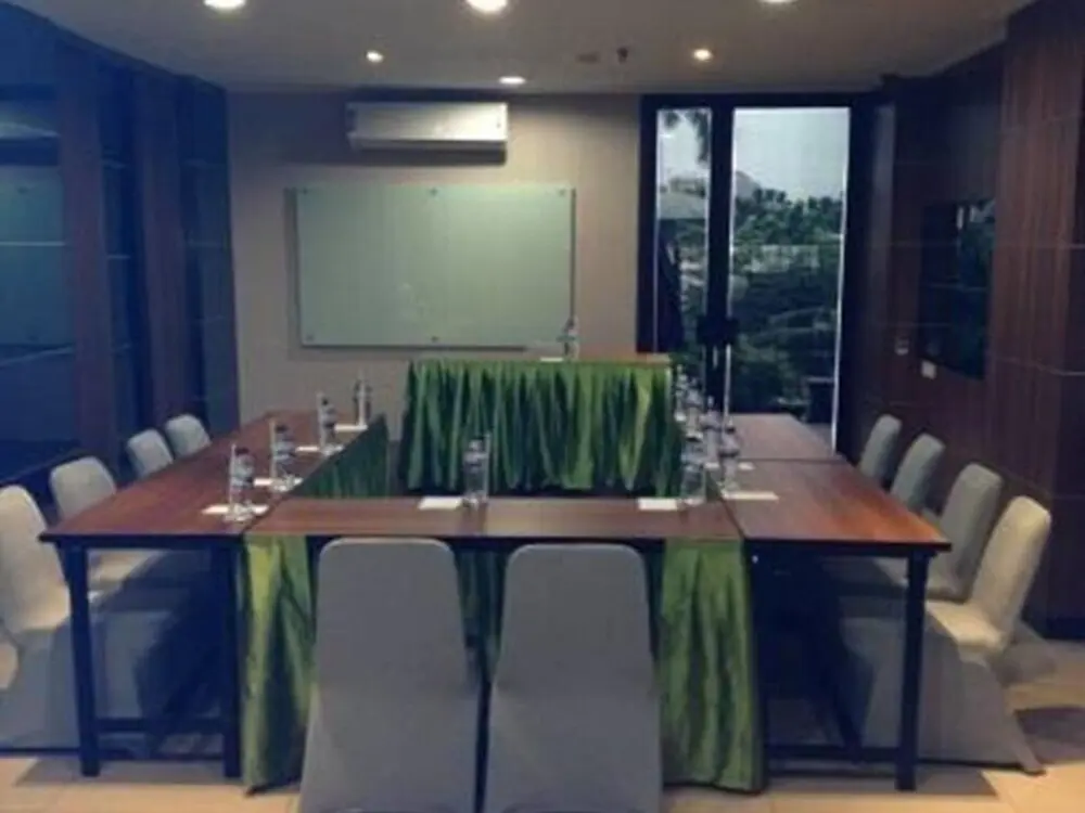 Бекаси: The Green Hotel Bekasi