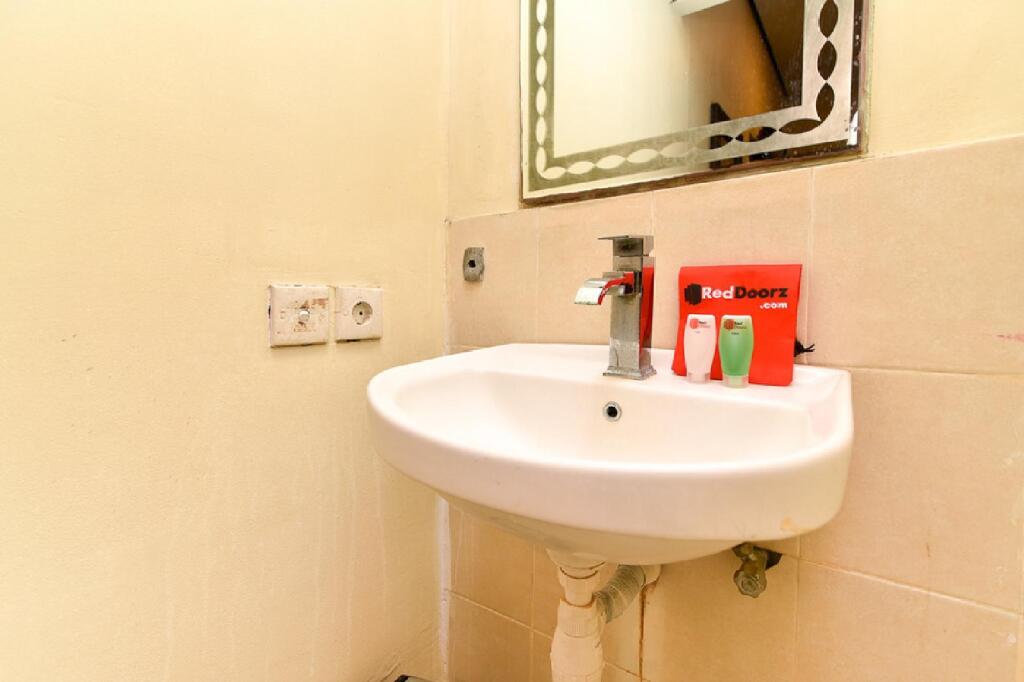 Кута: RedDoorz near Ngurah Rai Airport