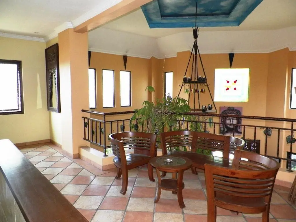 Клатен: Candi View Hotel