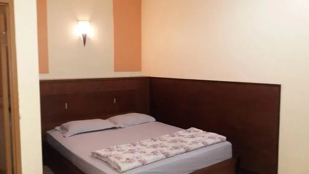 Клатен: Candi View Hotel