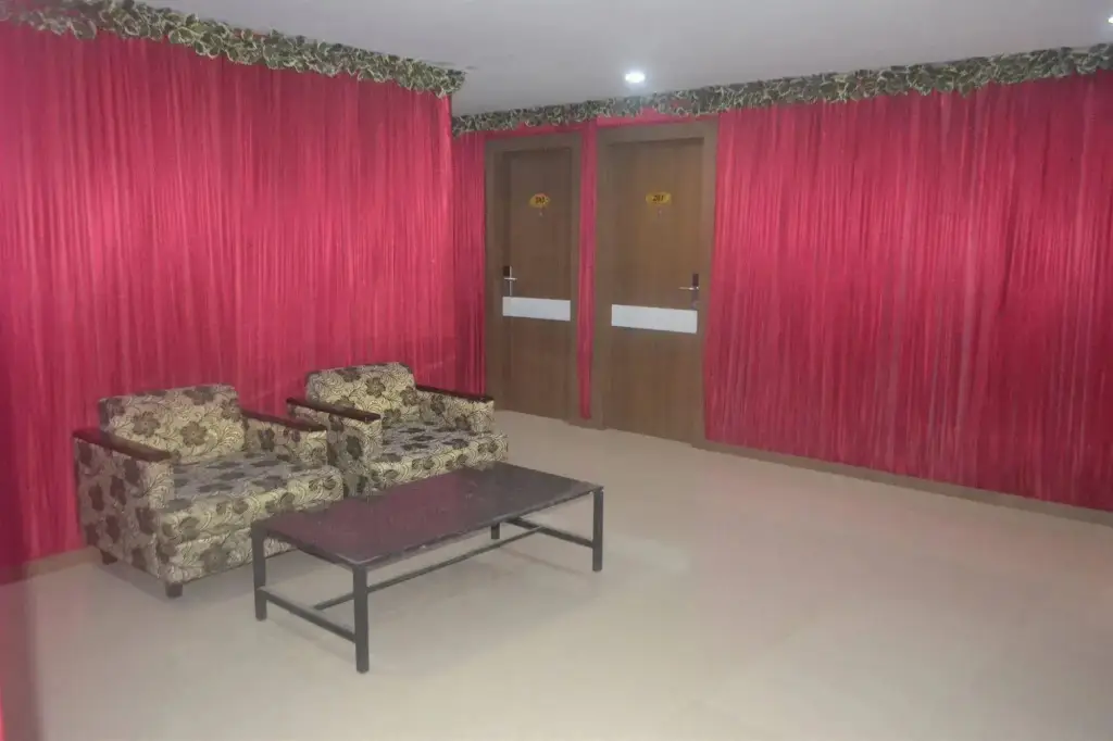 Медан: The Z Suites
