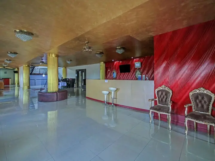 Медан: The Z Suites