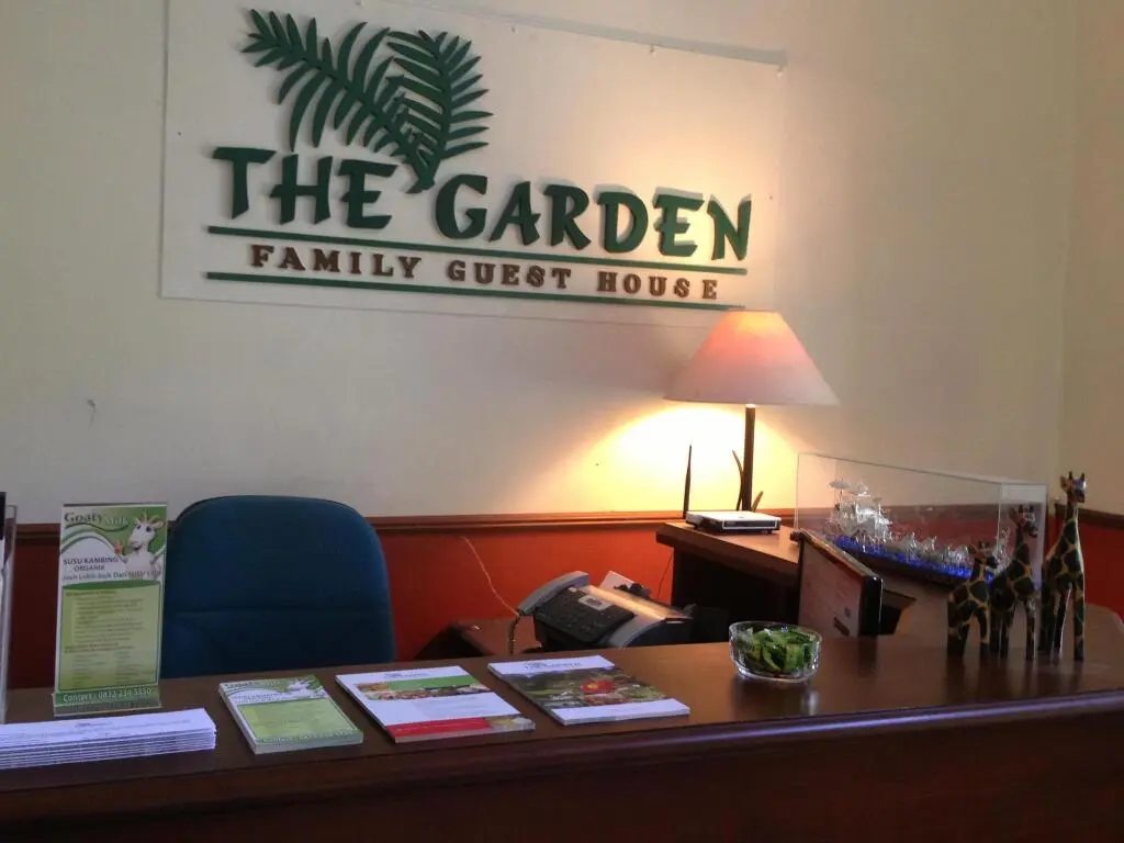 Читарингул: The Garden Family Guest House