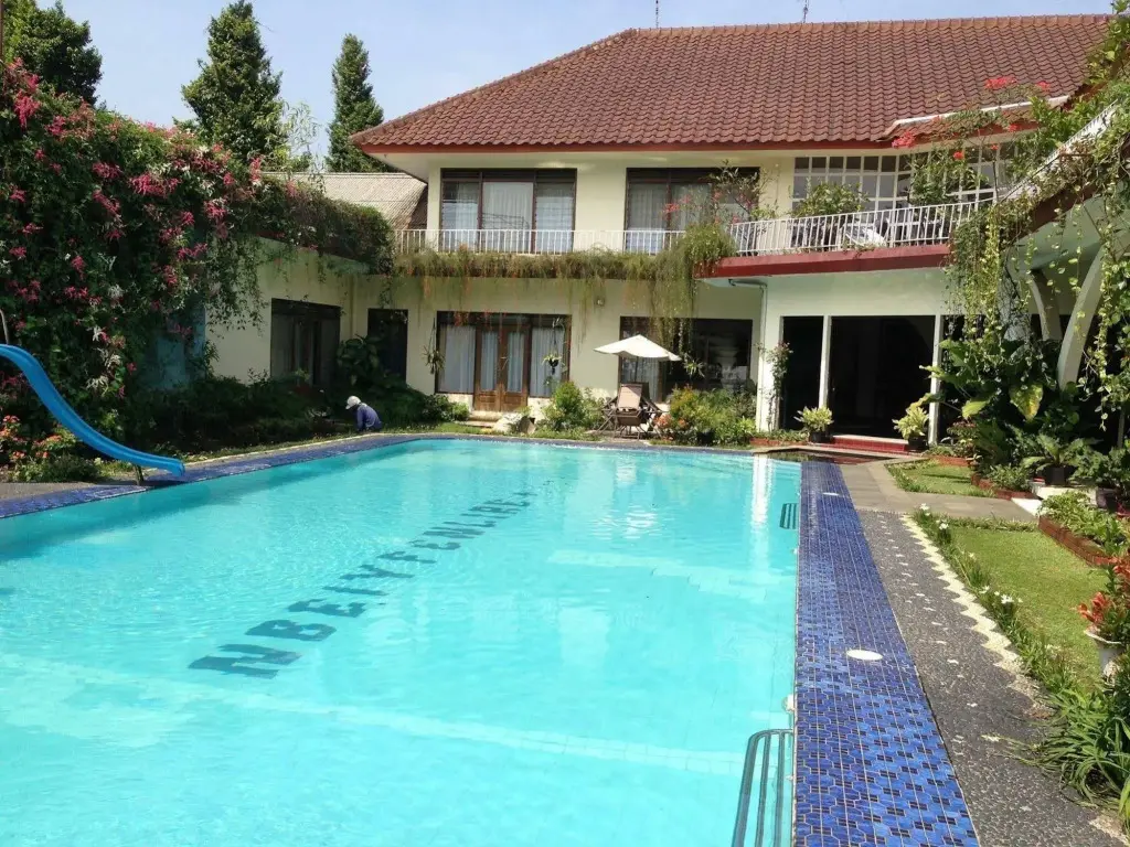 Читарингул: The Garden Family Guest House