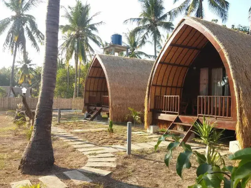 Гили Аир: Raiq Bungalow