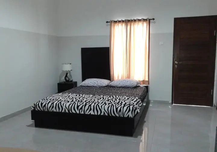 Денпасар: Gendis Hotel And Guest House