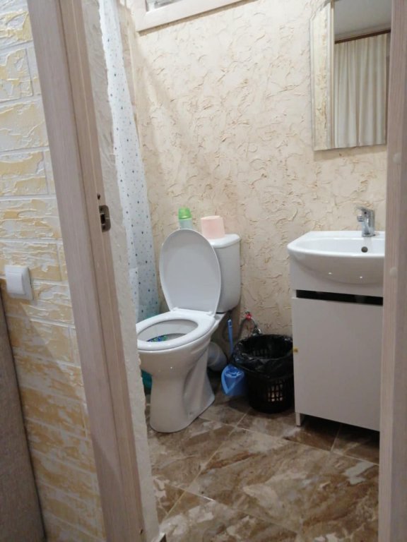 Сочи: Апартаменты коттеджи на урицкого