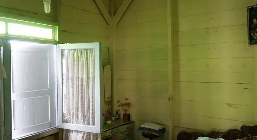 Букиттинги: Homestay Madani 011 - Alam