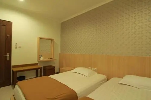 Джокьякарта: Family Budget Hotels F77
