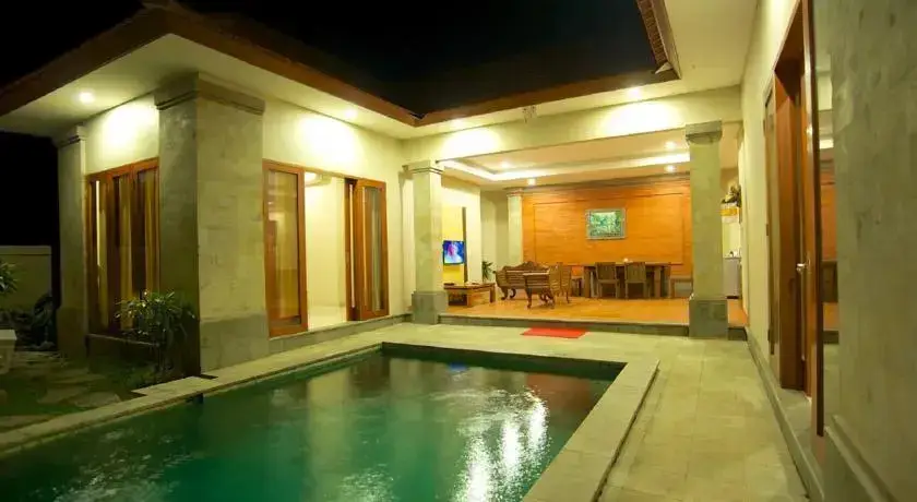 Убуд: Jepun and Sandat Bali Villa