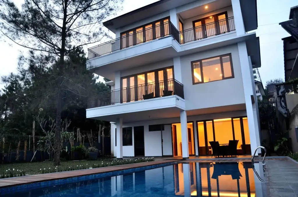 Breeze Blows City View 5 Br Heated Pool and a Billiard — фото 1