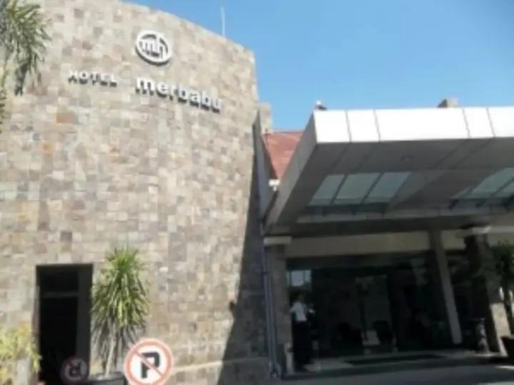 Семаранг: Hotel Merbabu